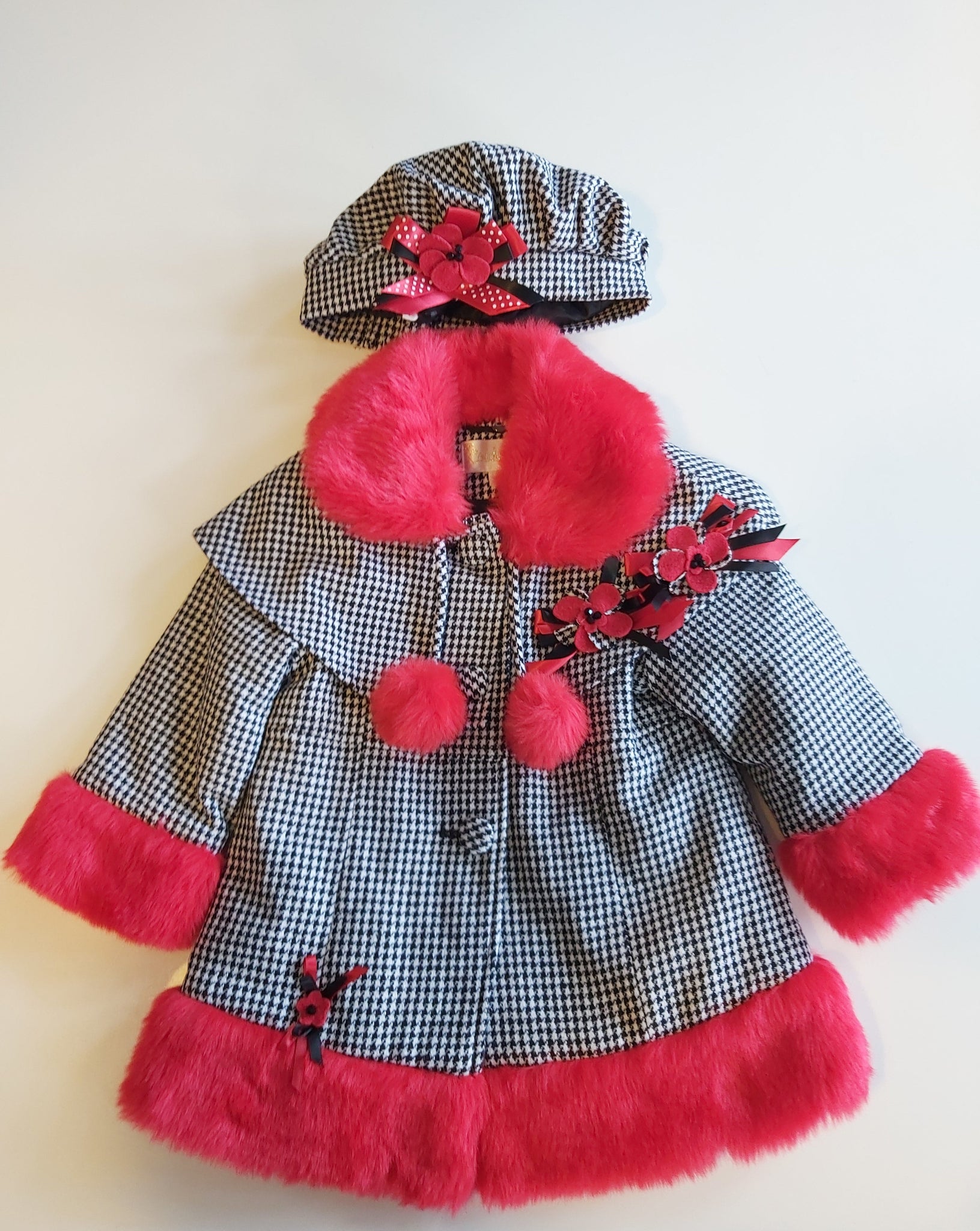 Girl's Houndstooth & Red Faux fur Trim